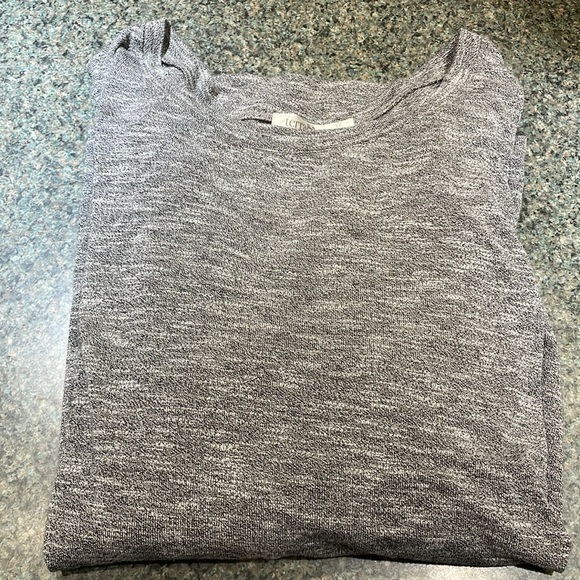 Terra & Sky 3X 24-26 grey silver lightweight sweater with crisscross sleeves - Picture 10 of 10